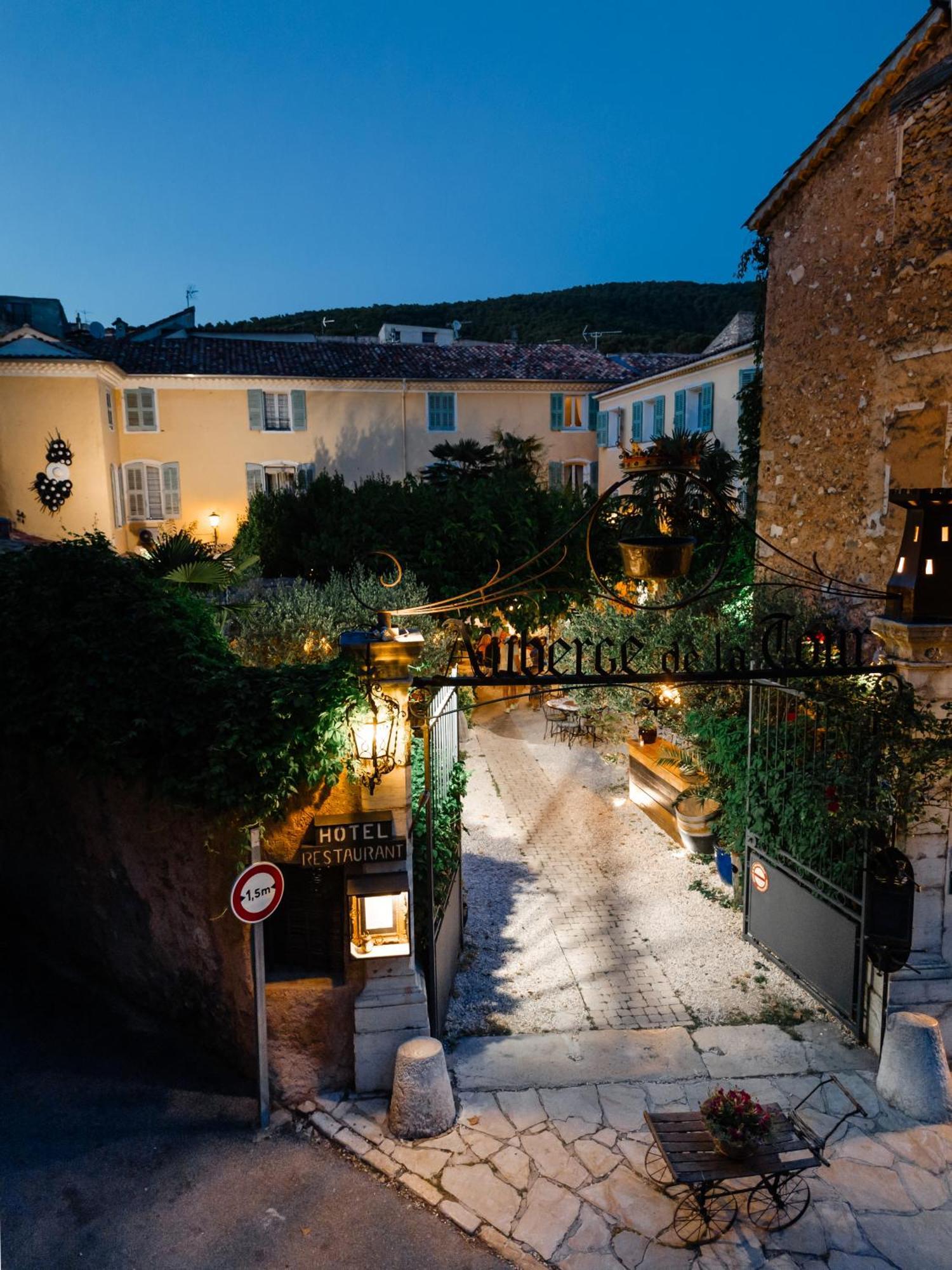 Auberge de la Tour Aups Exterior foto